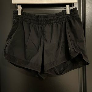 Black athleta shorts size small